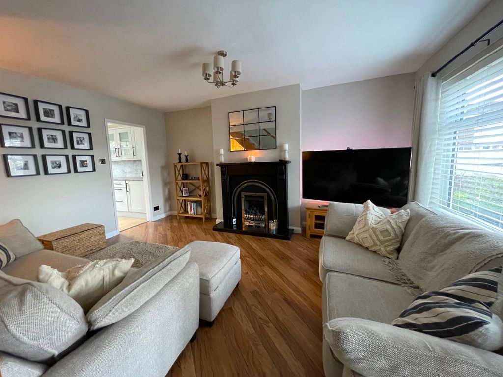 Property photo 2 of 23