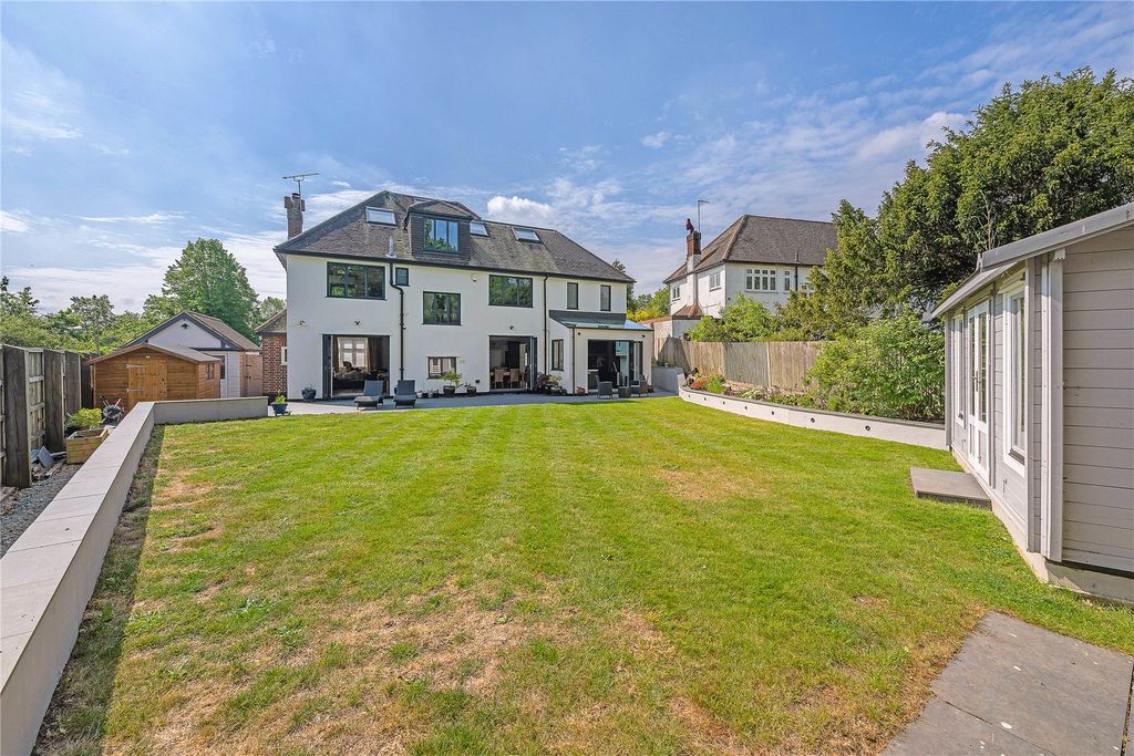 Property photo 3 of 15 Picture No. 32