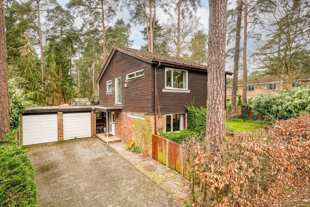 Property photo 1 of 26