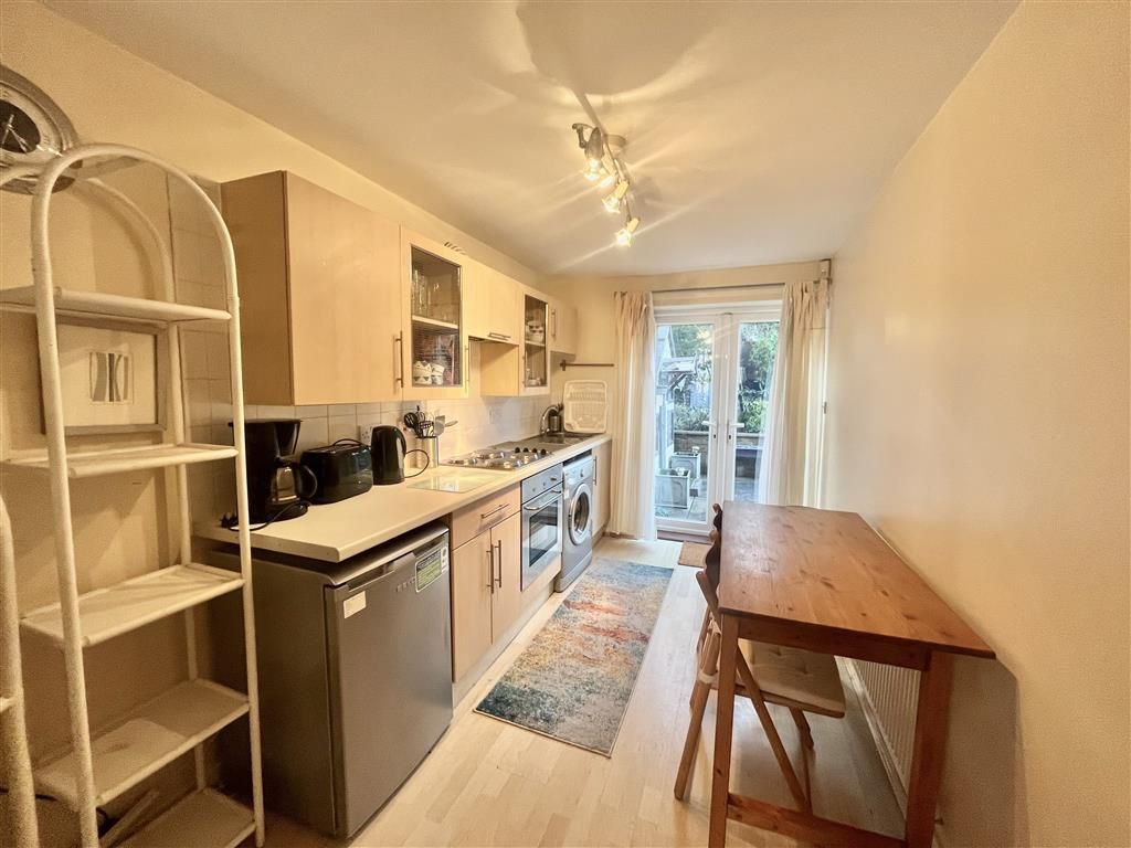 Property photo 2 of 9 Image