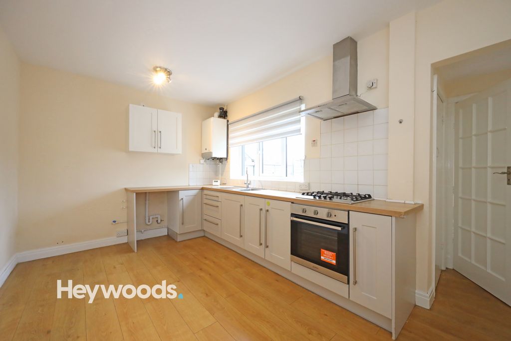 Property photo 1 of 42 099A4118