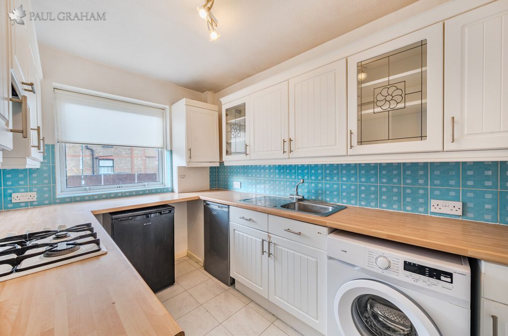 Property photo 3 of 14 49c08Eac-B4A2-4c91-88Aa-2E26c052B065