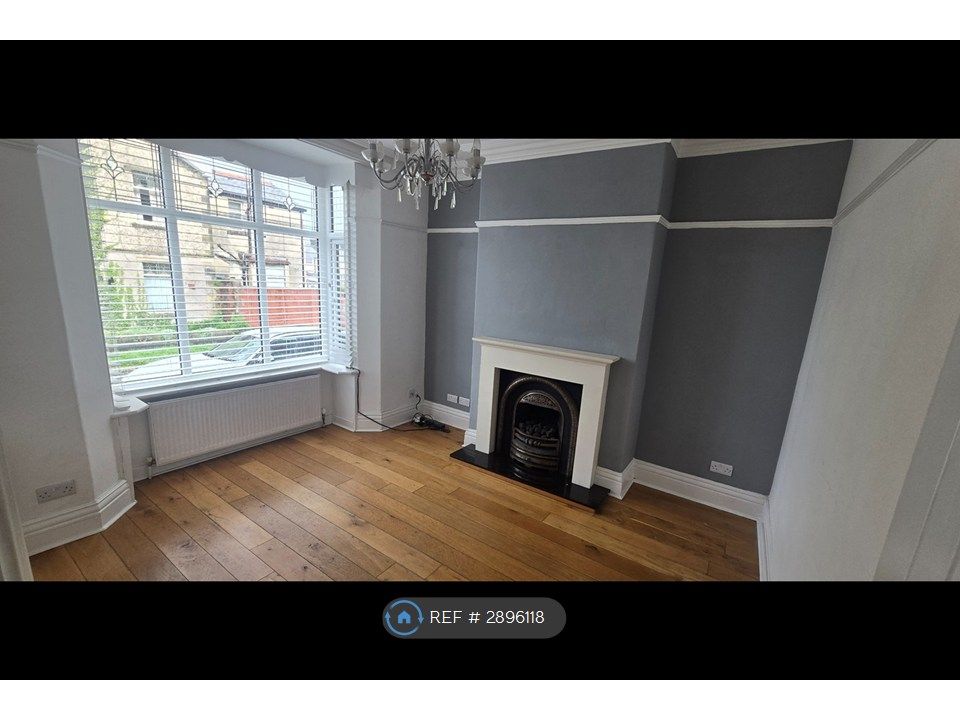 Property photo 2 of 30