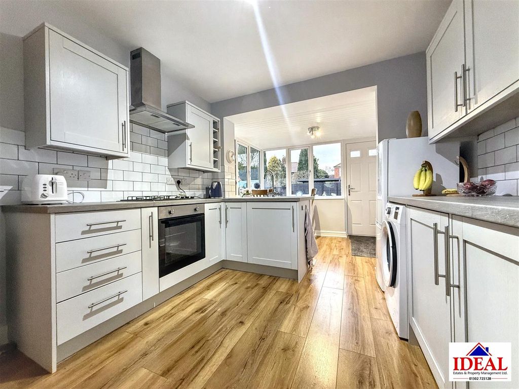 Property photo 2 of 16 Image00015.Jpg