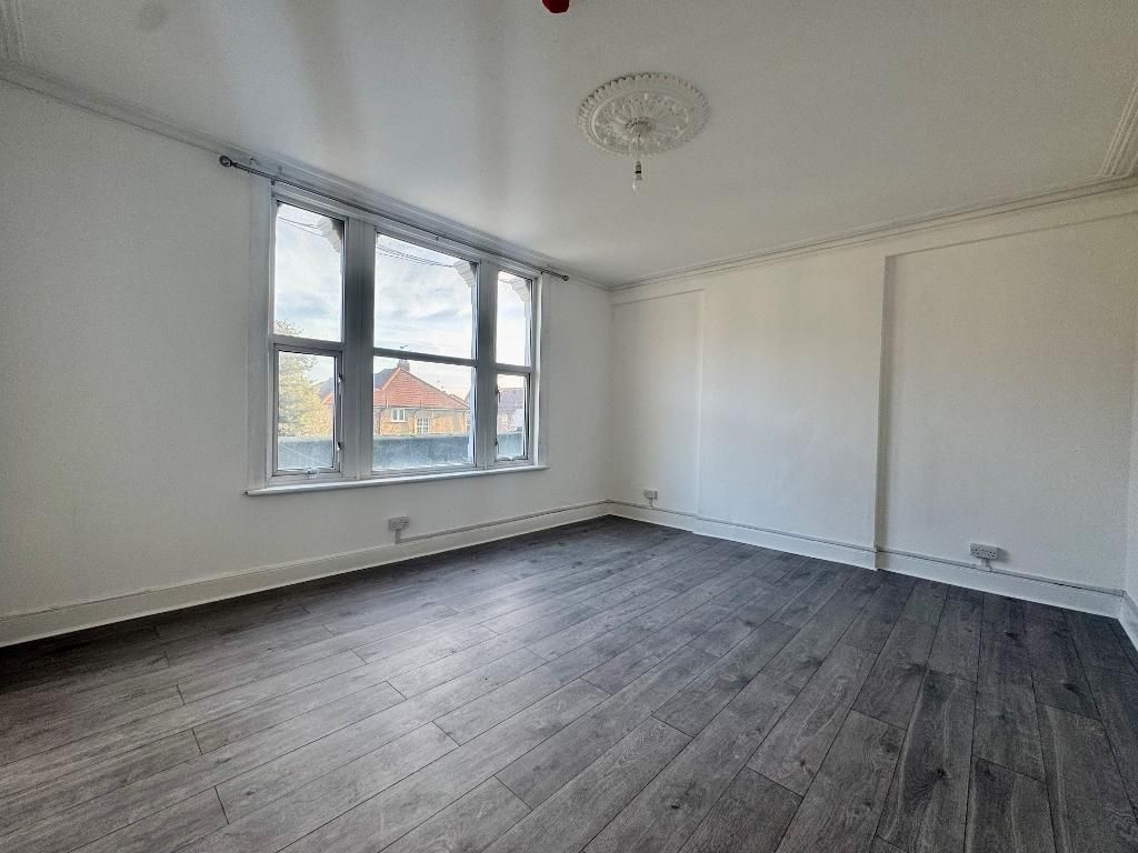 Property photo 2 of 8 Photo 2