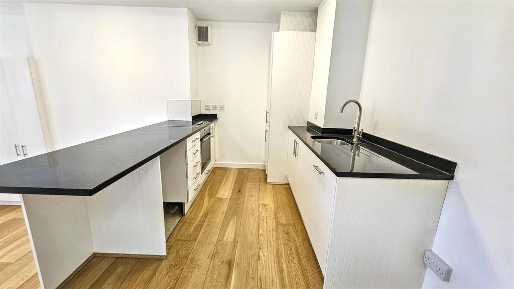 Property photo 3 of 11 20260402_094335.Jpg