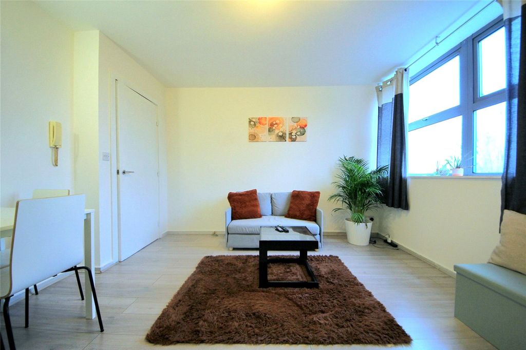 Property photo 3 of 10 Picture No. 42