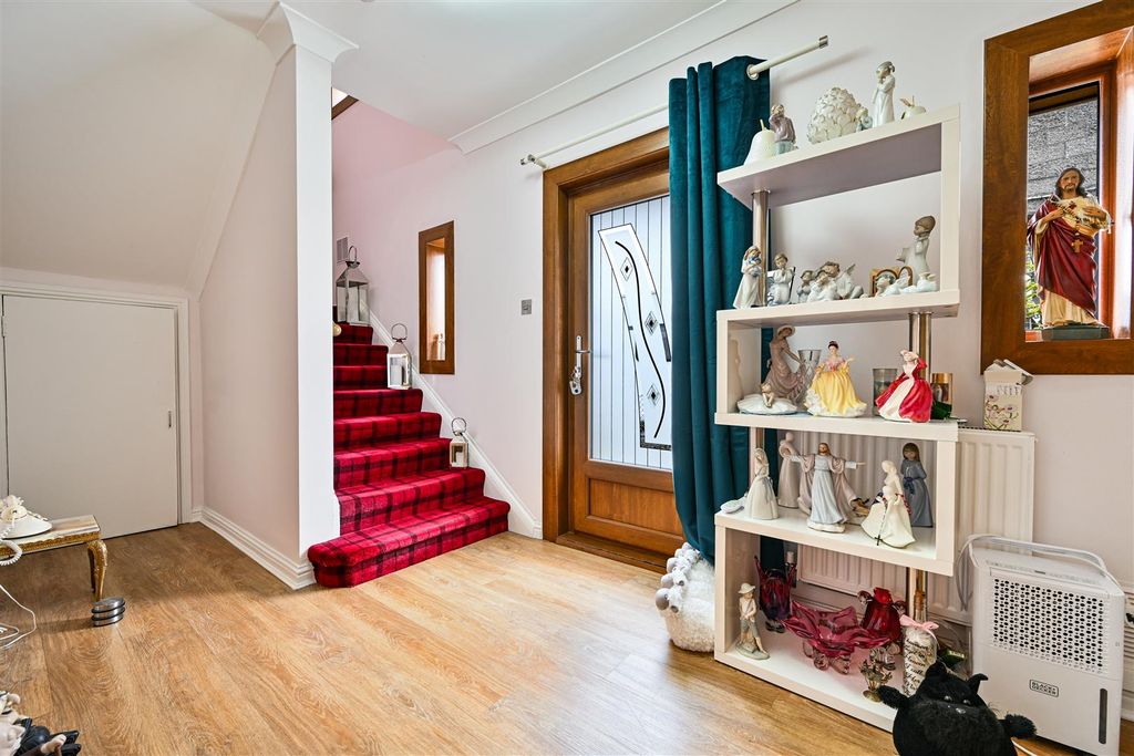 Property photo 3 of 21 A-1.Jpg