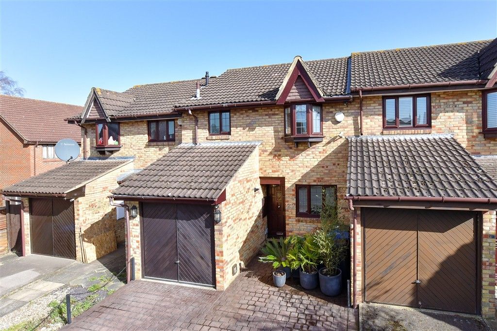 Property photo 2 of 17 External (Web)