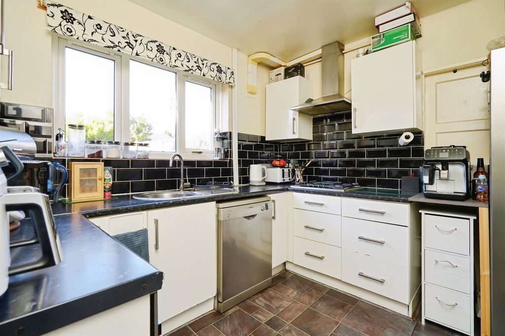 Additional image 8 of 3 bed semi-detached house for saleClaymond Road, Headington, Oxford OX3