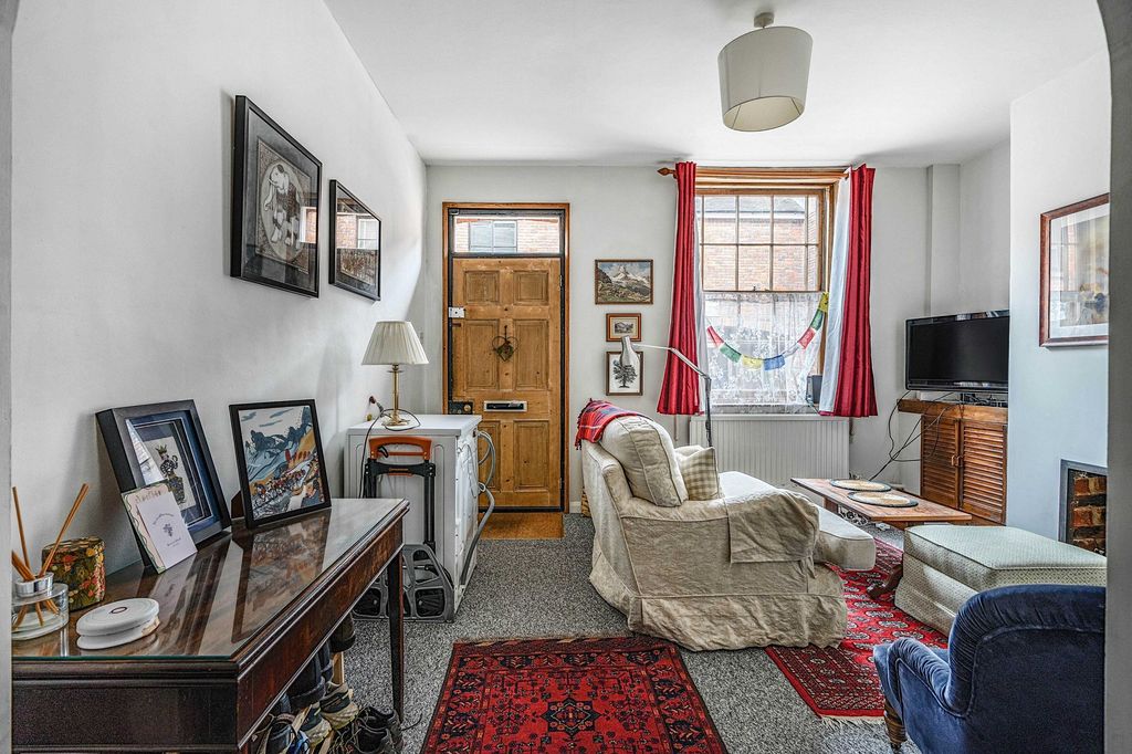 Property photo 3 of 15