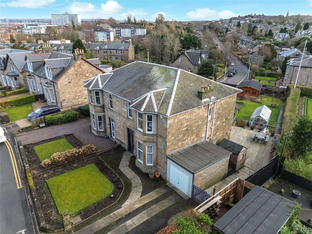 Property photo 1 of 31 Picture No. 22