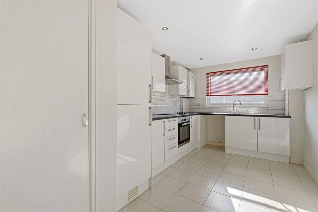 Property photo 3 of 11 Picture No. 04