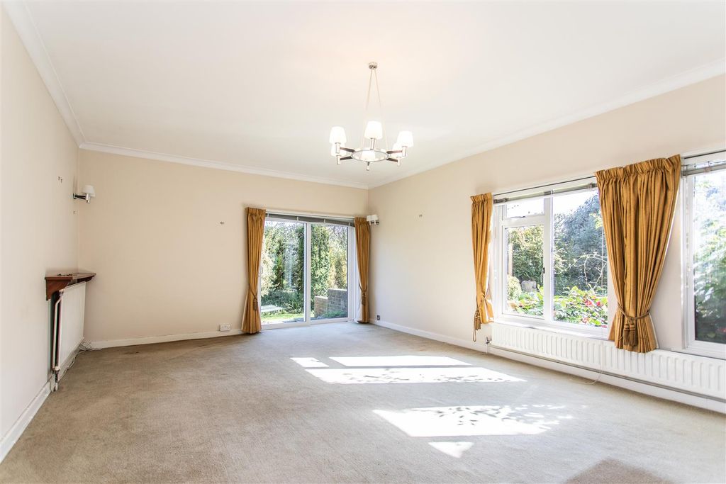 Property photo 2 of 31 Justins-33.Jpg