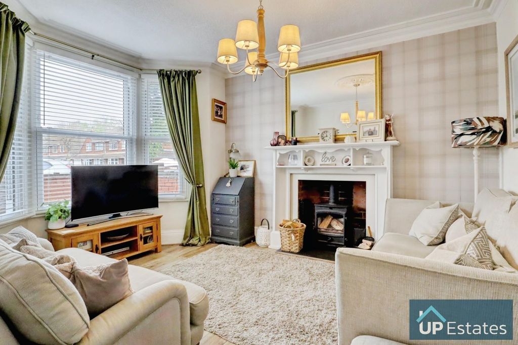 Property photo 3 of 17 Reception Room