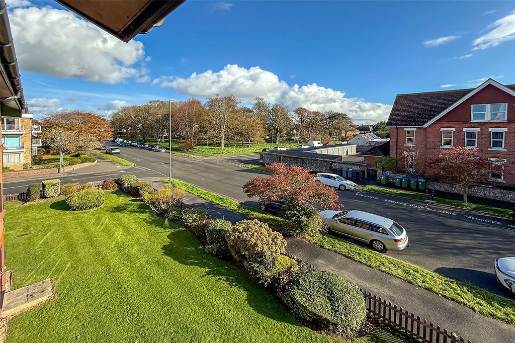 Property photo 2 of 11 Picture No. 07