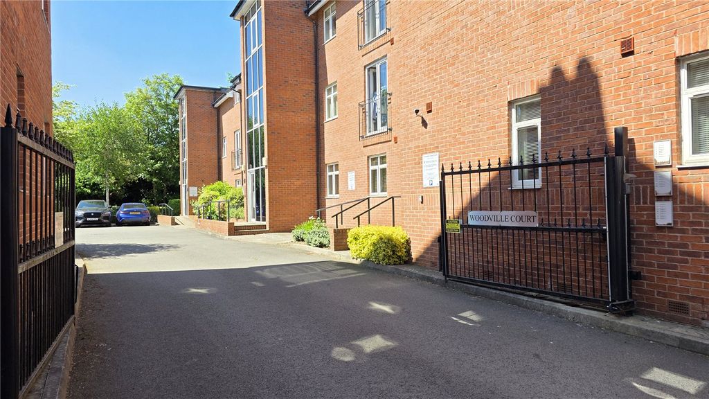 Property photo 2 of 19 Gated Entrance