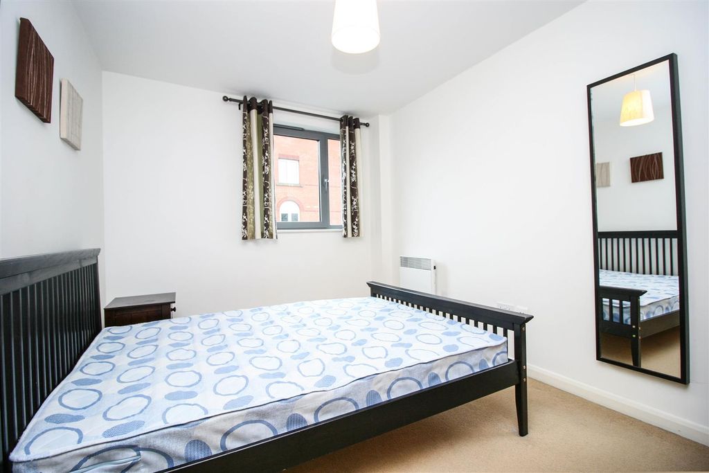 Property photo 3 of 5