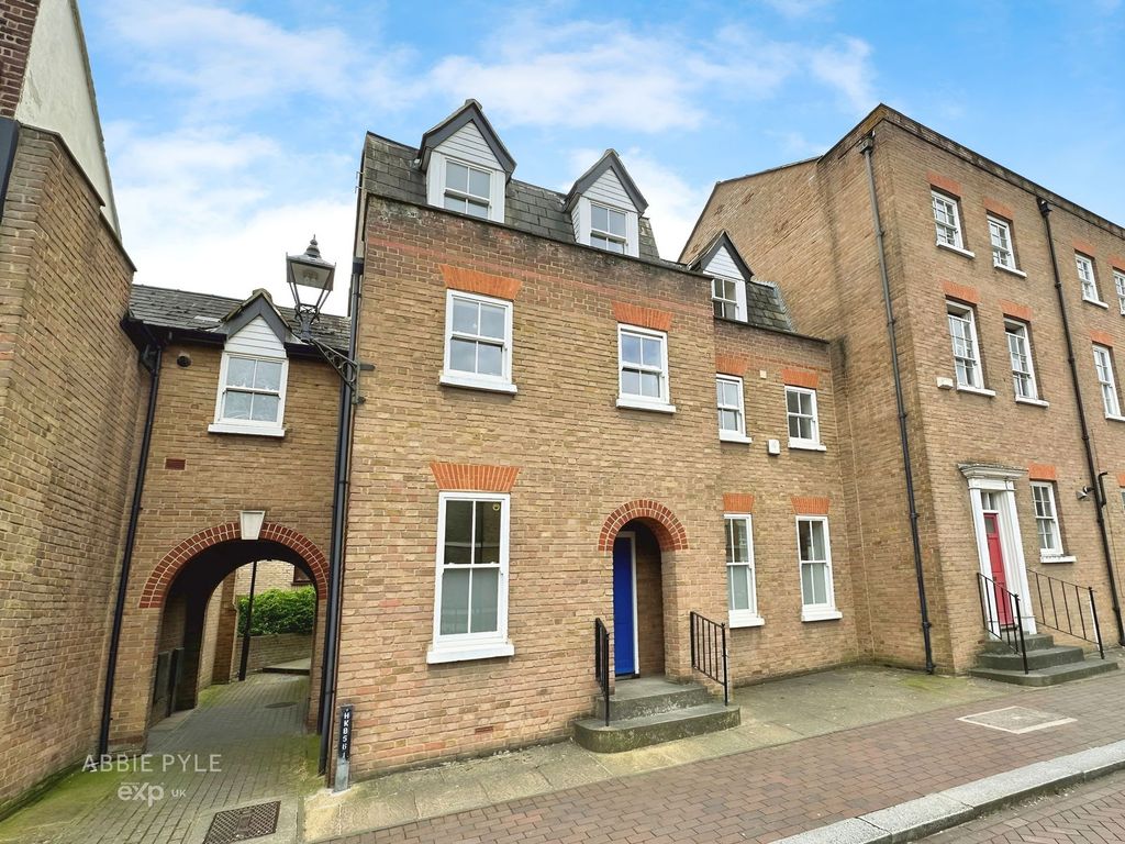 Property photo 1 of 23