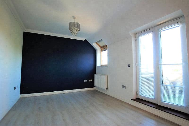 Property photo 2 of 8 Picture No. 07