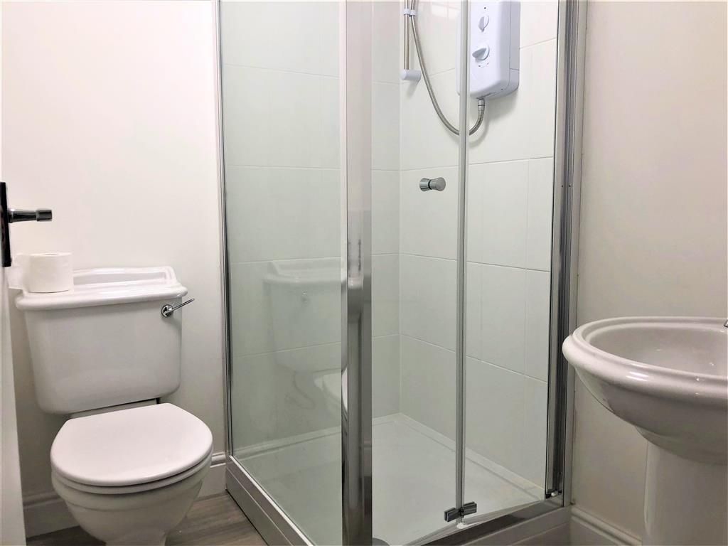 Property photo 2 of 5 Shower Room