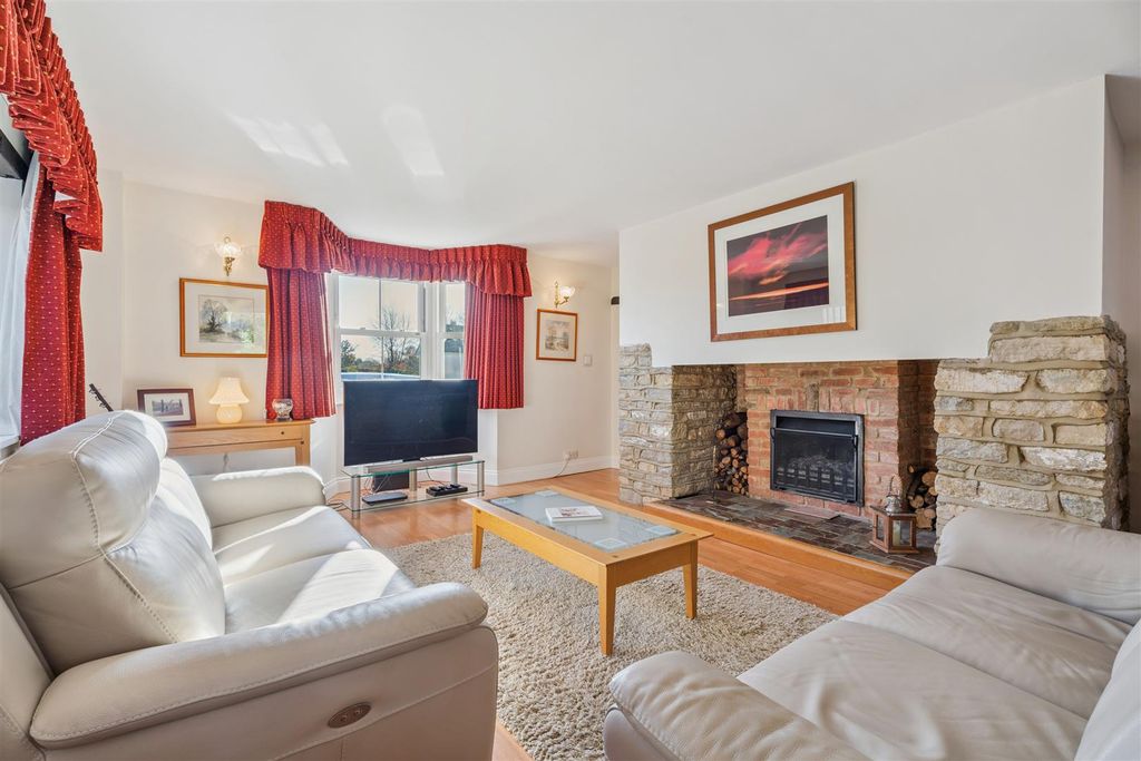 Additional image 9 of 5 bed detached house for salePark Road, Sherington, Newport Pagnell MK16