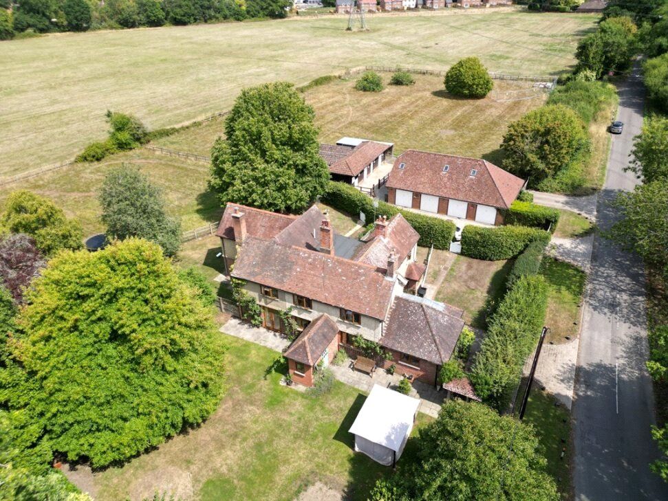 Property photo 1 of 20 Picture No. 01