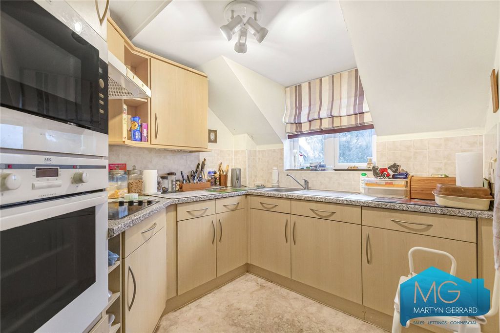 Property photo 3 of 12 Picture No. 12