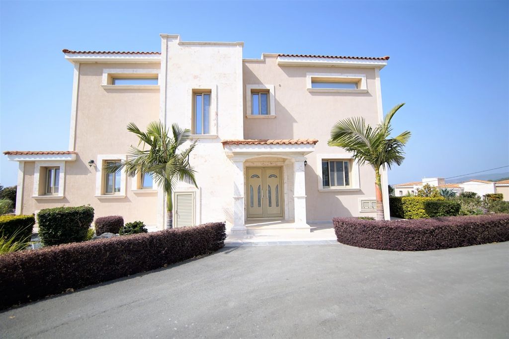 Property photo 1 of 10