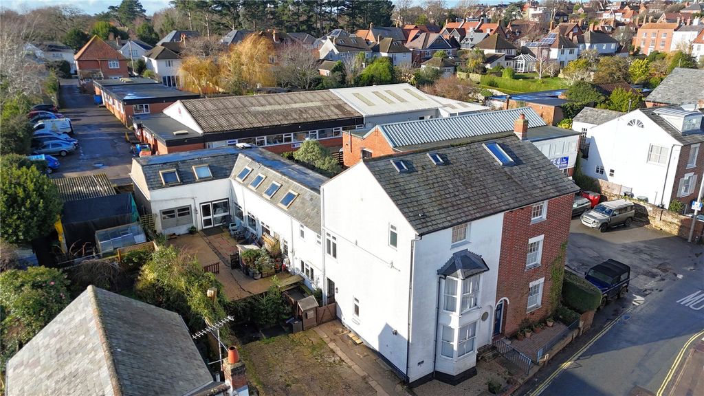 Property photo 1 of 19 Picture No. 09