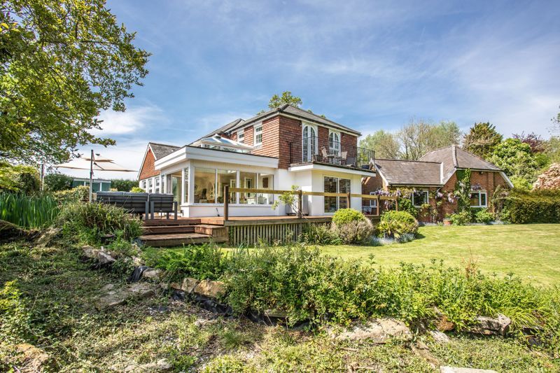 Property photo 1 of 35 Photo 32