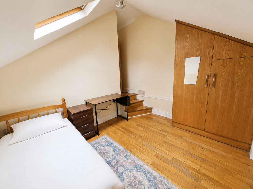 Property photo 2 of 4