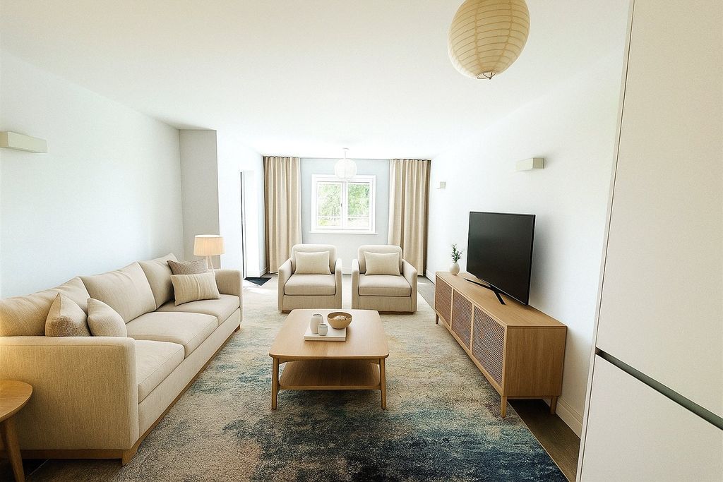 Property photo 2 of 14 Reception Space