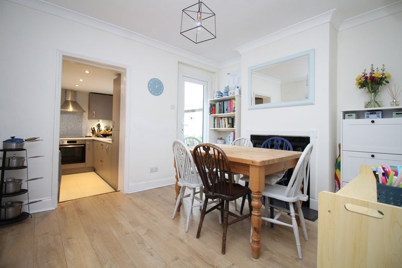 Property photo 2 of 11 Photo 9