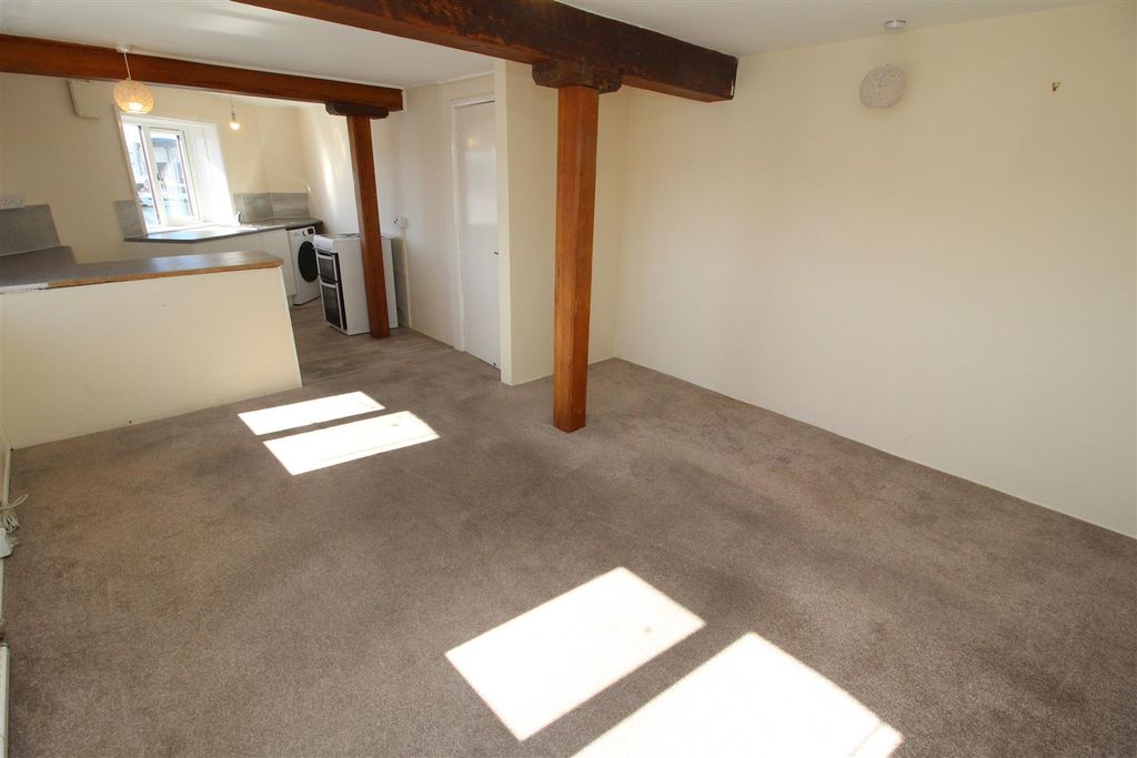 Property photo 2 of 16 Img_8415.Jpg