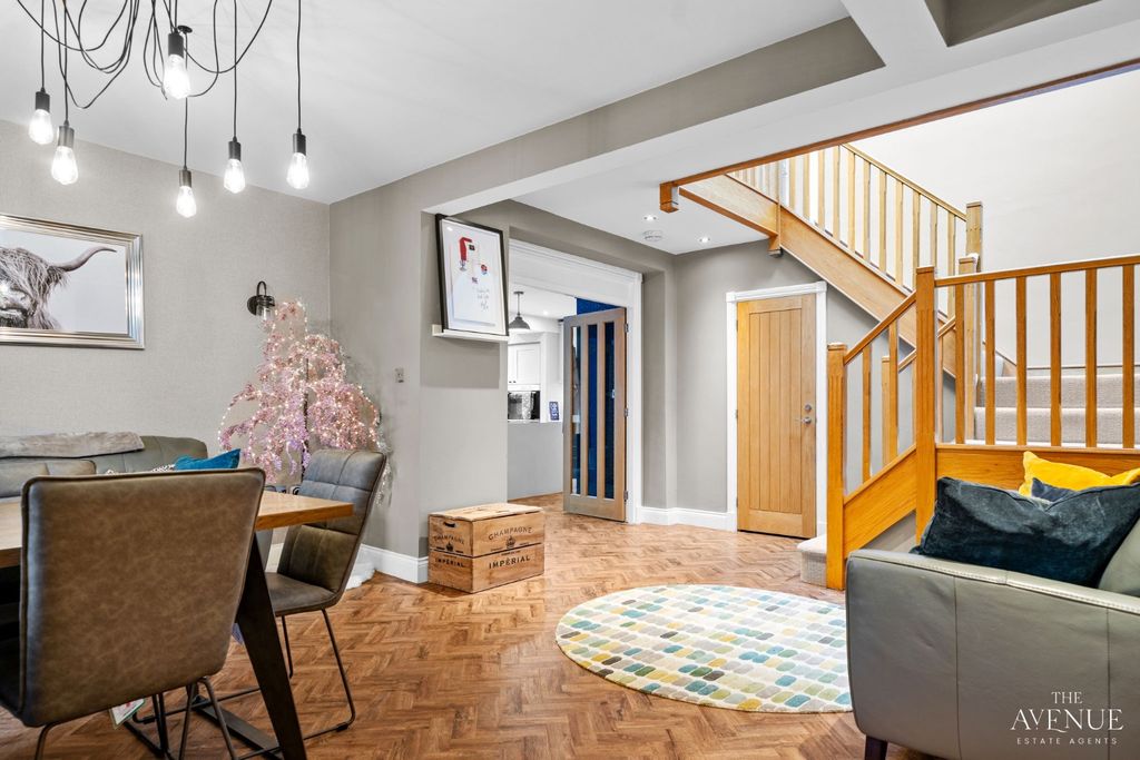 Property photo 3 of 31 3188175