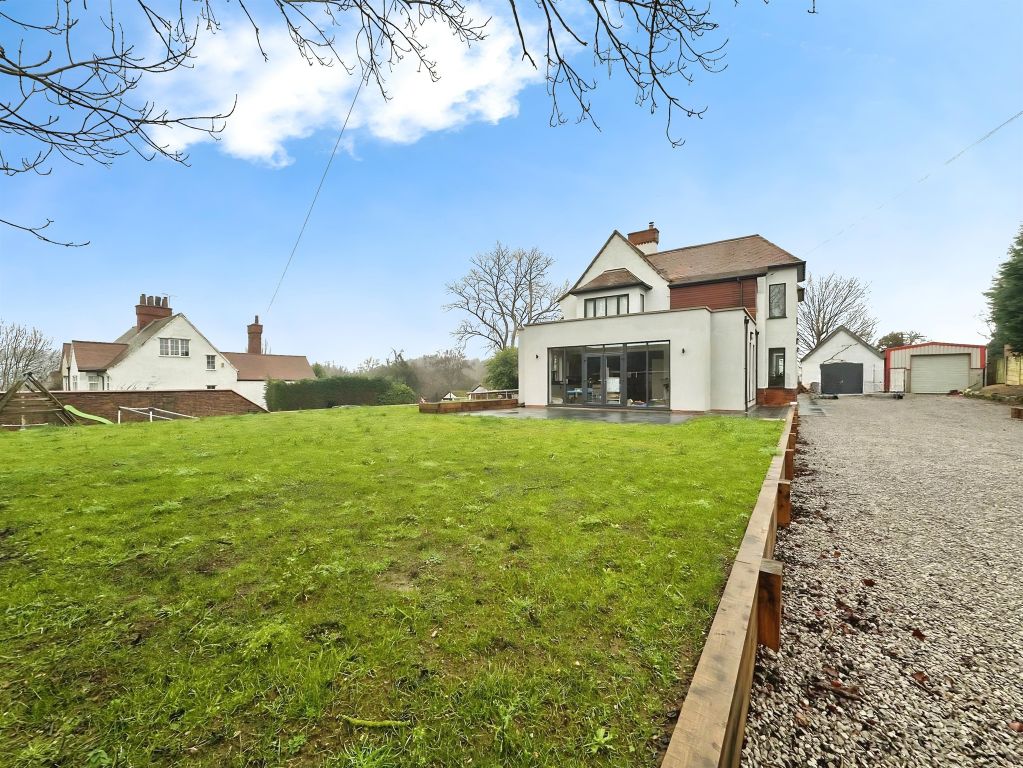 Property photo 2 of 30