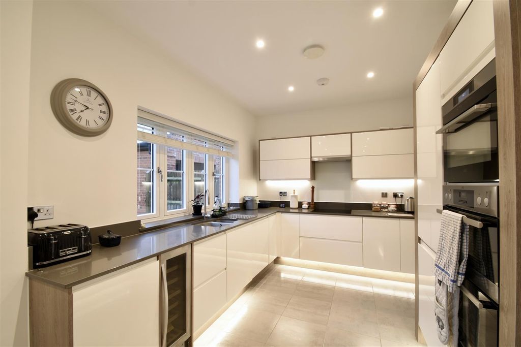 Property photo 3 of 18 Dsc_1360.Jpg