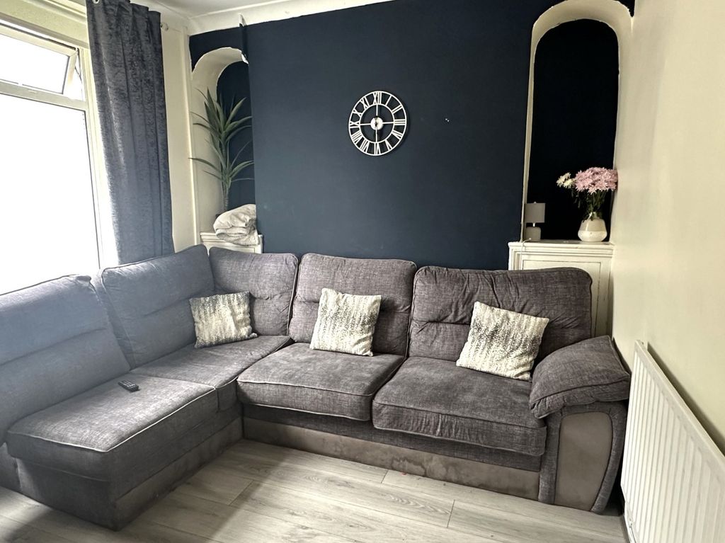 Property photo 2 of 10 Not Specified