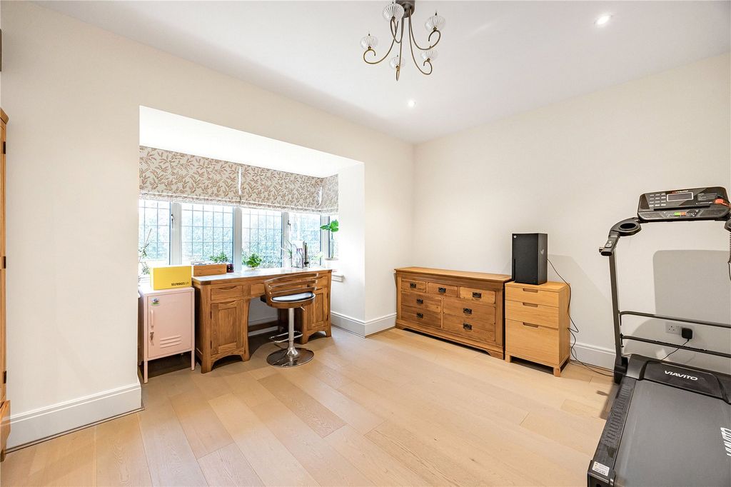 Additional image 16 of 5 bed detached house for saleGreen Lane, Maidenhead, Berkshire SL6