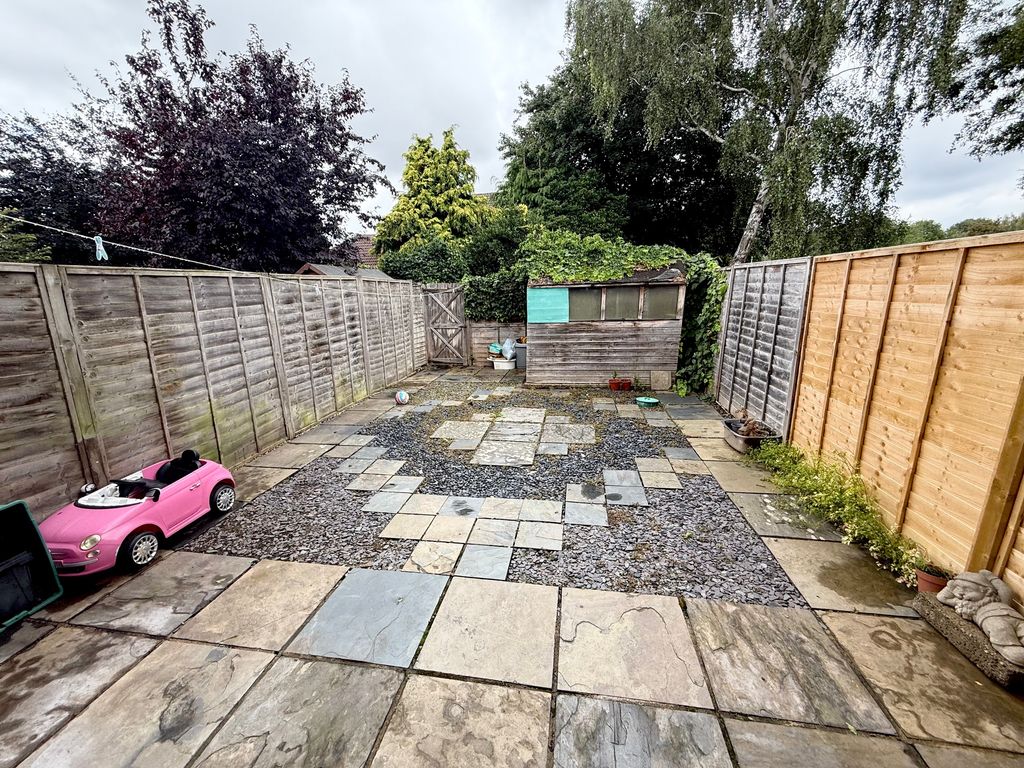 Property photo 2 of 7