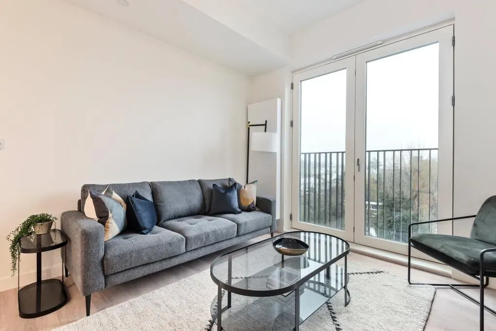 Property photo 1 of 6