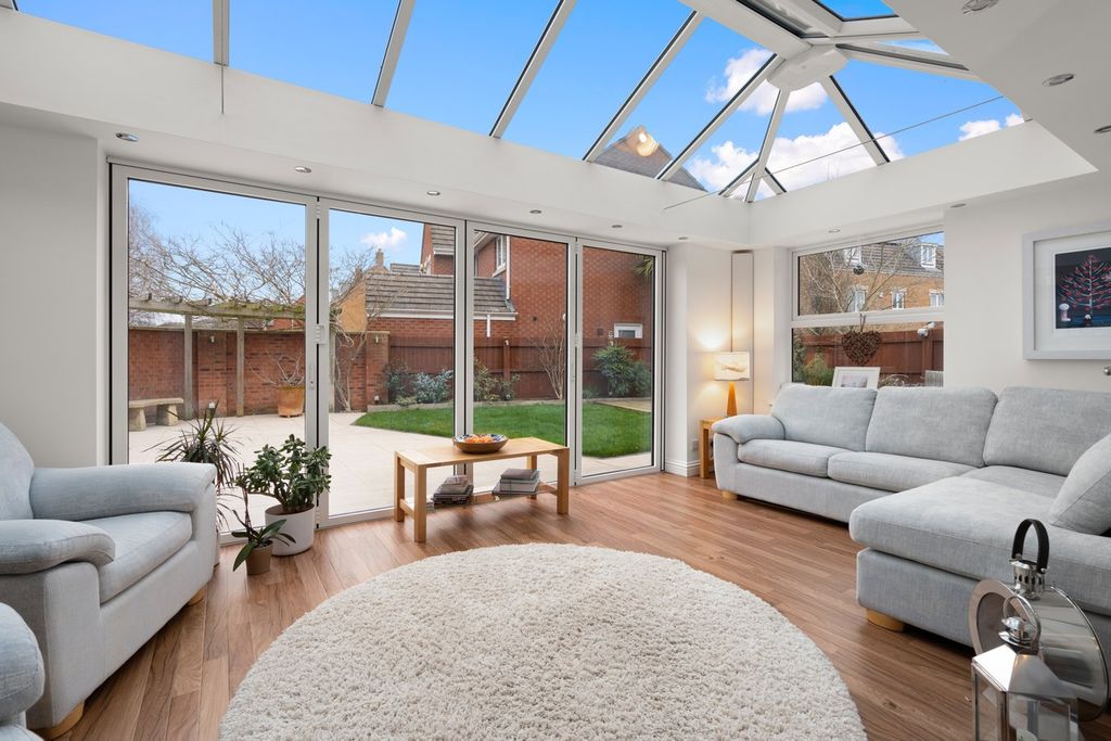 Property photo 2 of 23