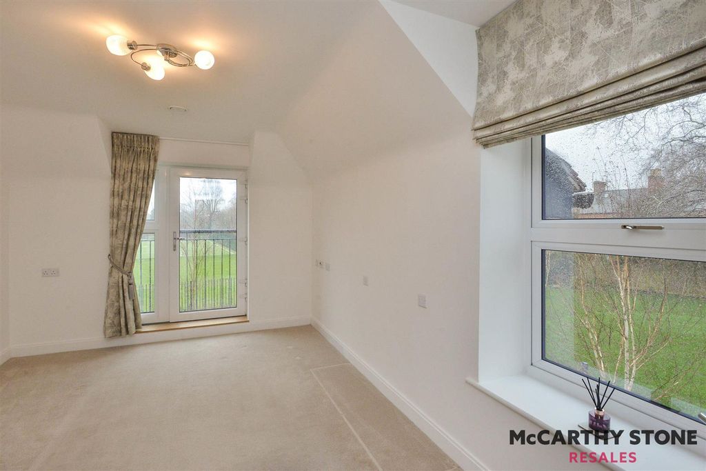 Property photo 2 of 34 012.Jpg