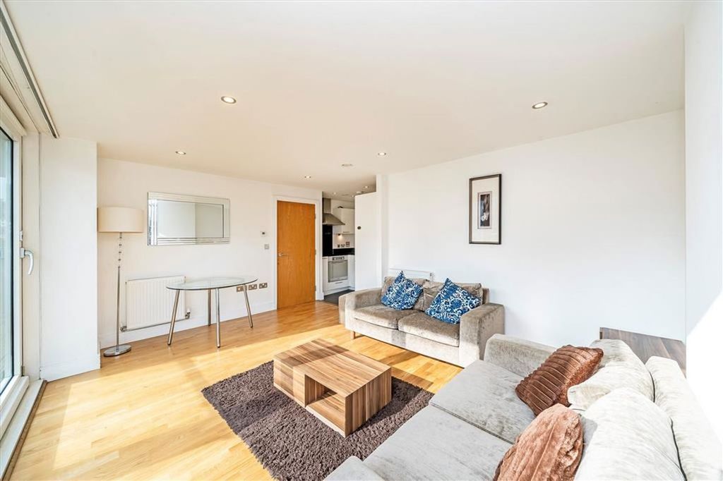 Property photo 2 of 5