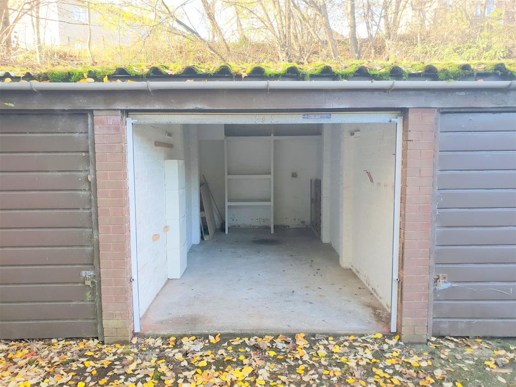 Property photo 2 of 2