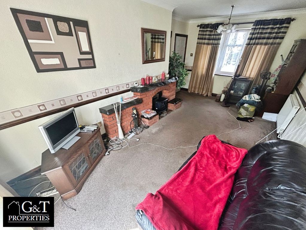 Property photo 3 of 15