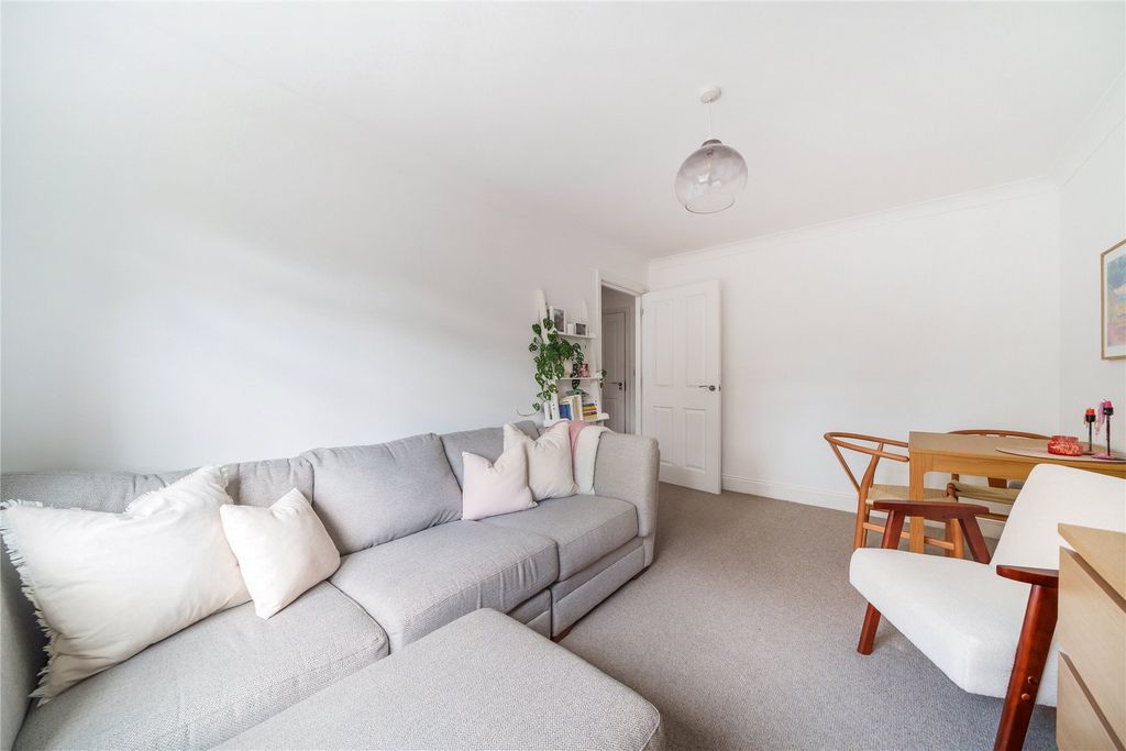 Property photo 3 of 10 Picture No. 17