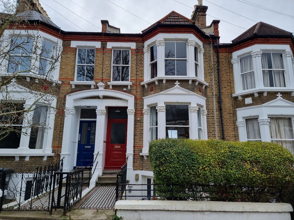 Property photo 1 of 28