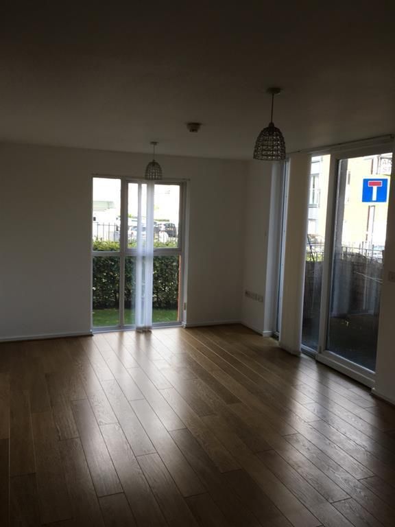 Property photo 2 of 8